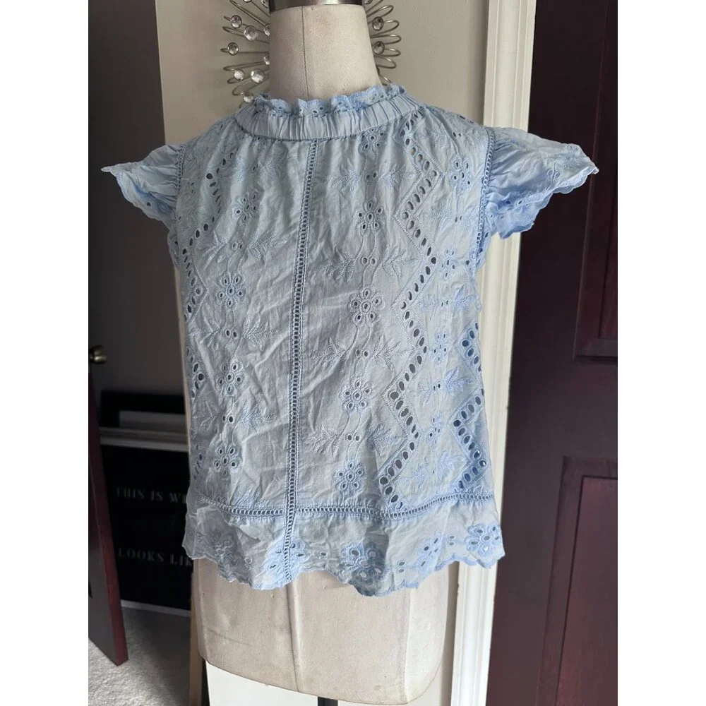 Jennifer & Grace Light Blue Eyelet Ruffle Sleeve Top Small - Picture 5 of 5
